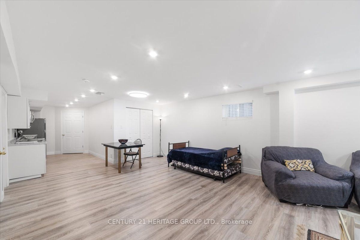 Bsmnt-47 Stollar Boulevard, Barrie, ON, L4M 6N3 - 8
