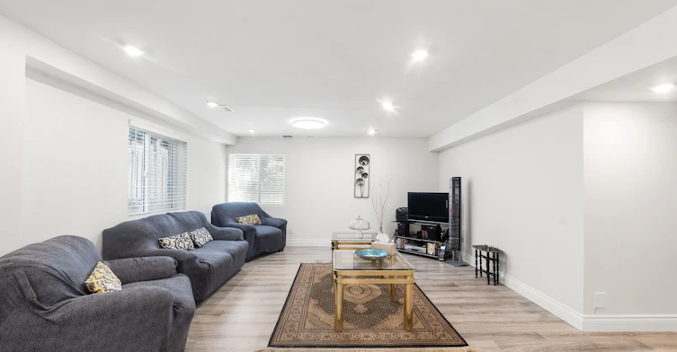 Bsmnt-47 Stollar Boulevard, Barrie, ON, L4M 6N3 - 7