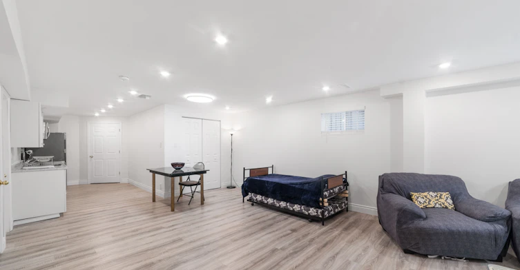 Bsmnt-47 Stollar Boulevard, Barrie, ON, L4M 6N3 - 12