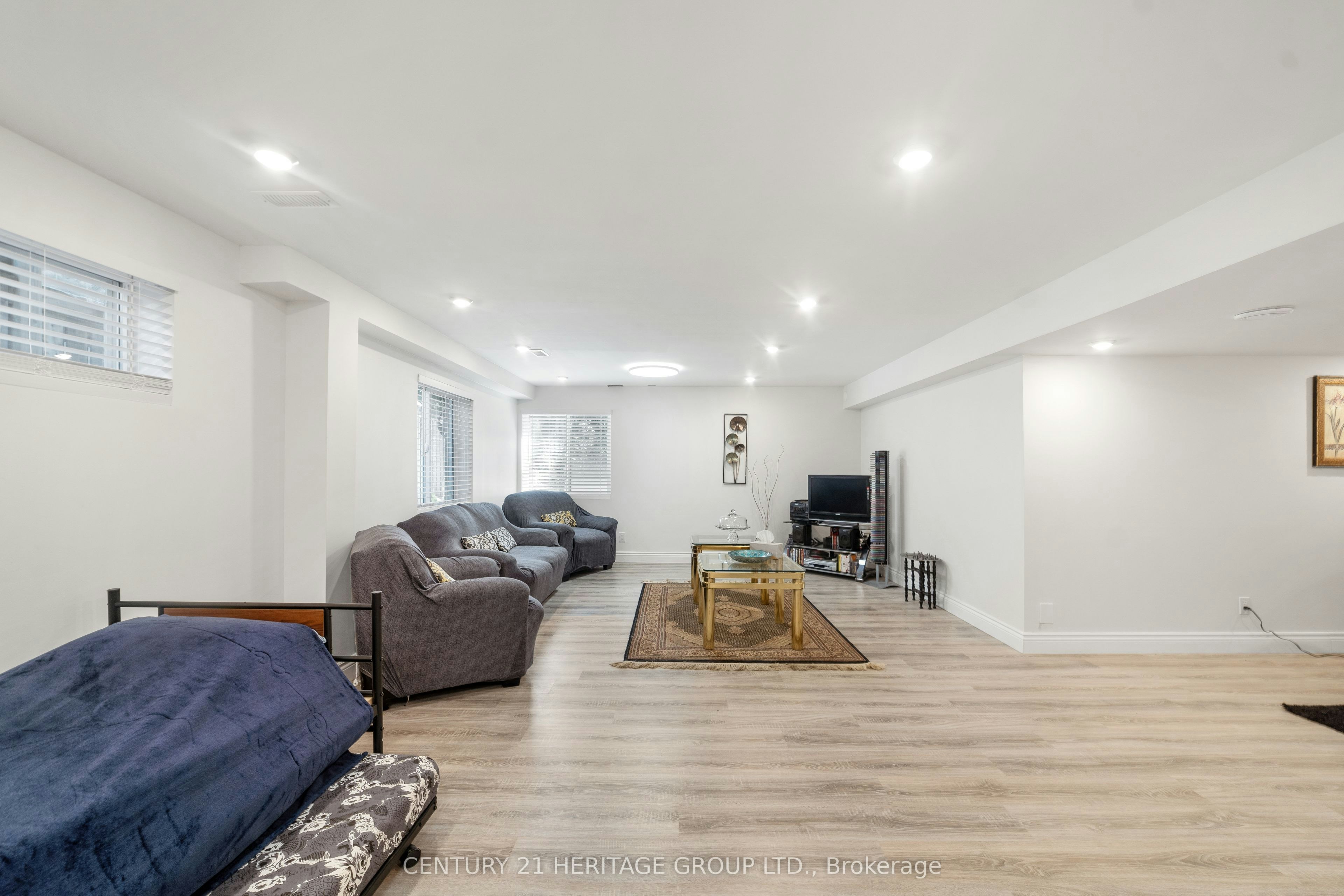Bsmnt-47 Stollar Boulevard, Barrie, ON, L4M 6N3 - 5