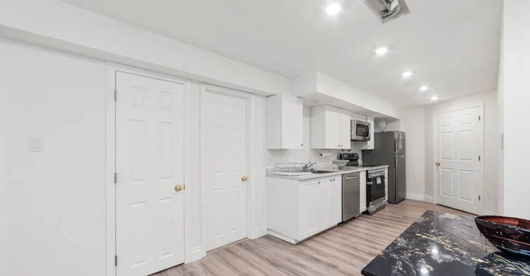 Bsmnt-47 Stollar Boulevard, Barrie, ON, L4M 6N3 - 9