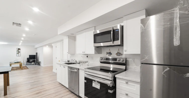 Bsmnt-47 Stollar Boulevard, Barrie, ON, L4M 6N3 - 10