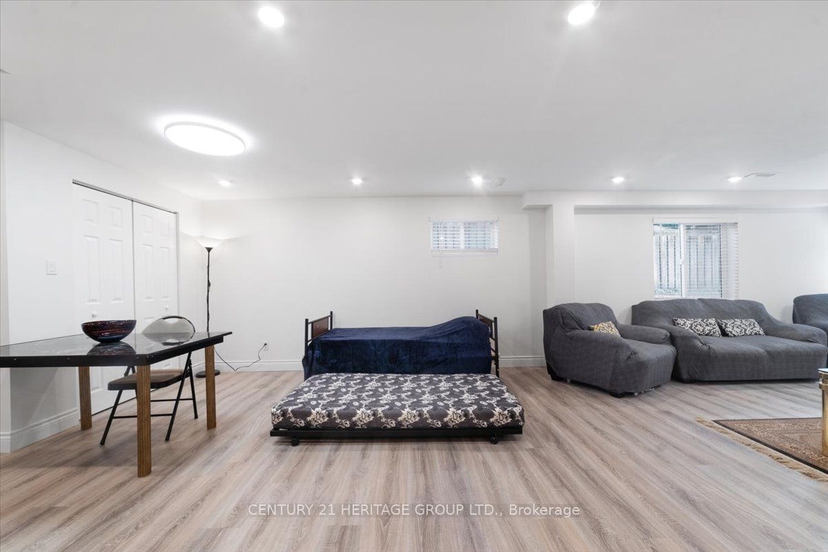 Bsmnt-47 Stollar Boulevard, Barrie, ON, L4M 6N3 - 18