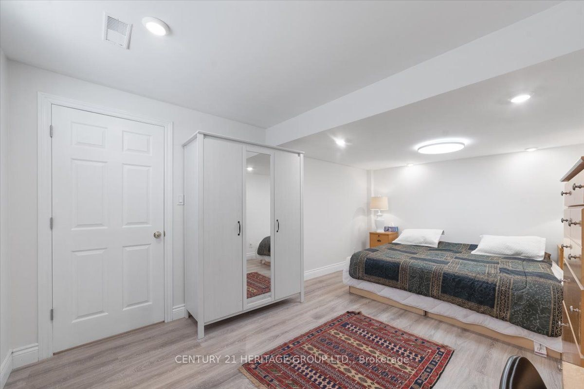 Bsmnt-47 Stollar Boulevard, Barrie, ON, L4M 6N3 - 16