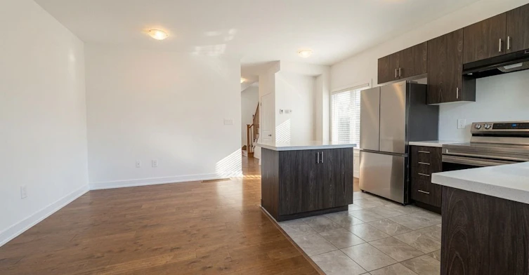 36 Westwood Avenue, Barrie, ON, L9J 0M6