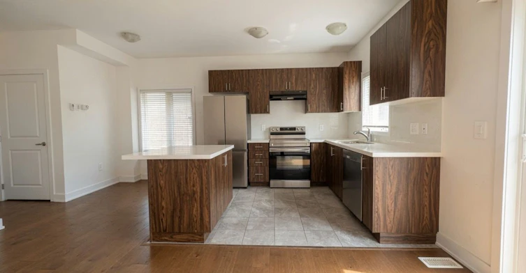 36 Westwood Avenue, Barrie, ON, L9J 0M6 - 3