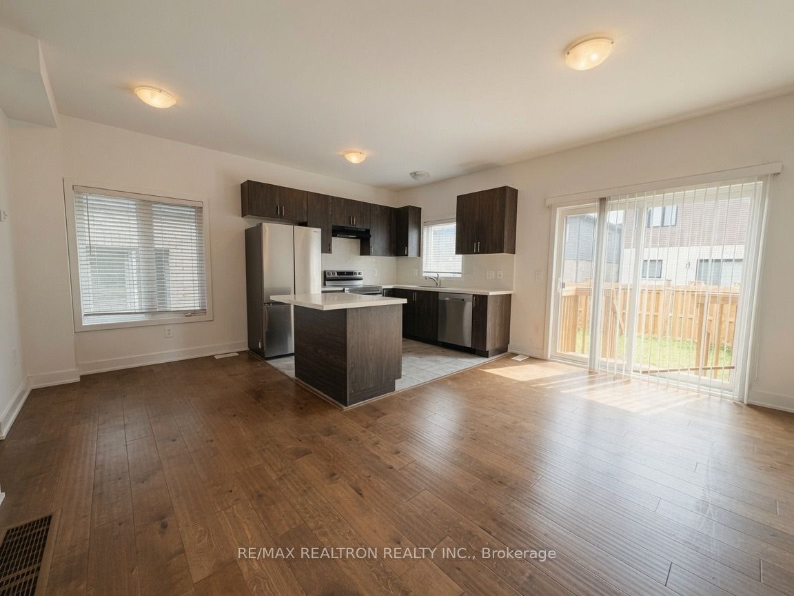 36 Westwood Avenue, Barrie, ON, L9J 0M6 - 4