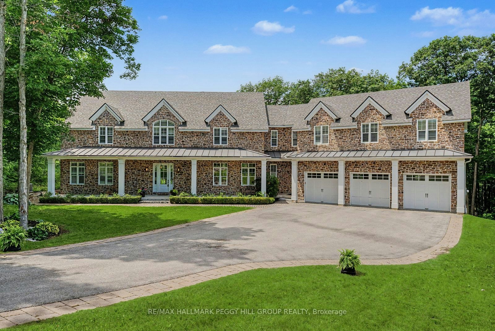 16 Heron Boulevard, Springwater, ON, L9X 0J1