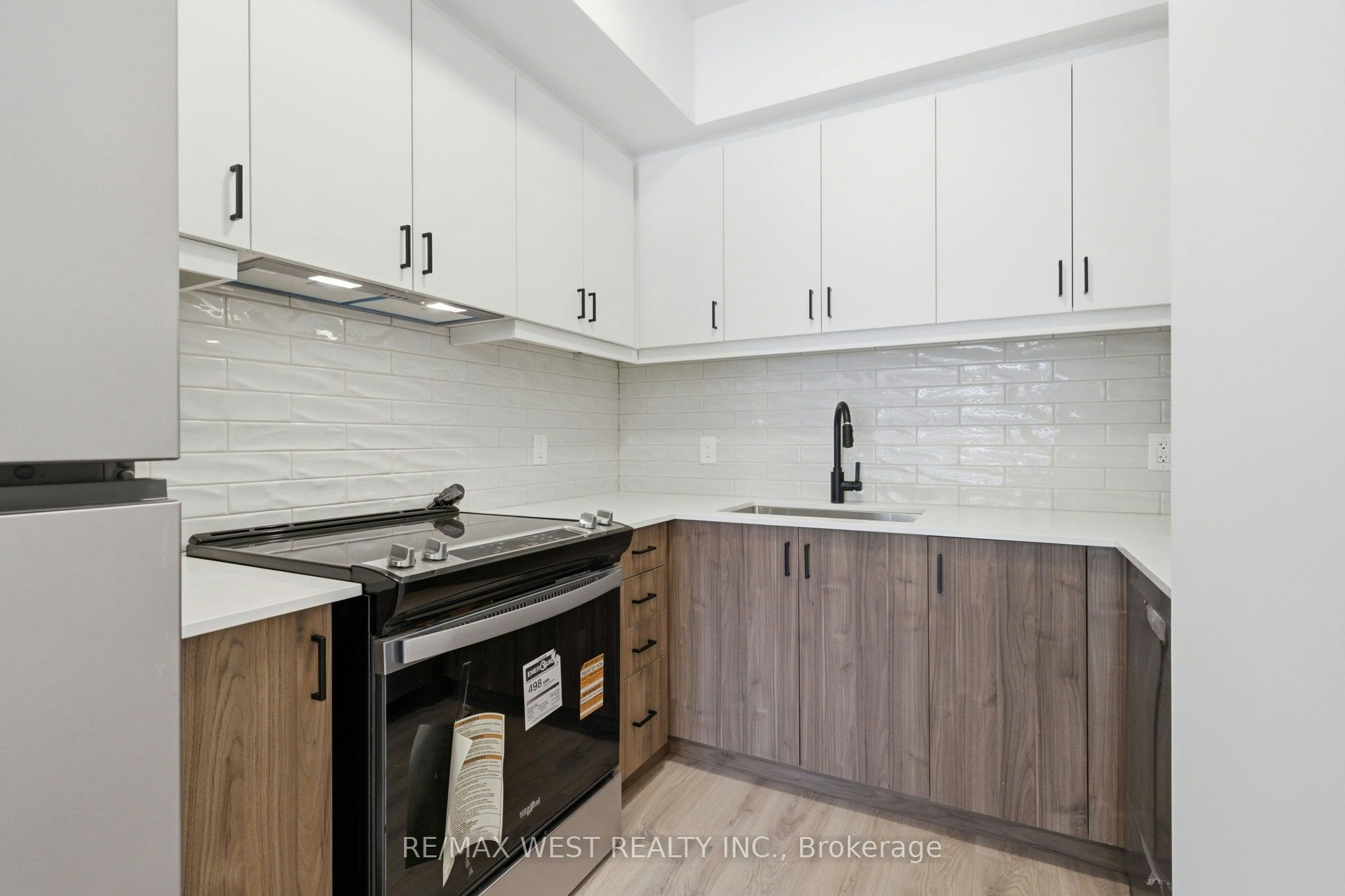 7-521 Big Bay Point Road, Barrie, ON, L4N 3Z6 - 8
