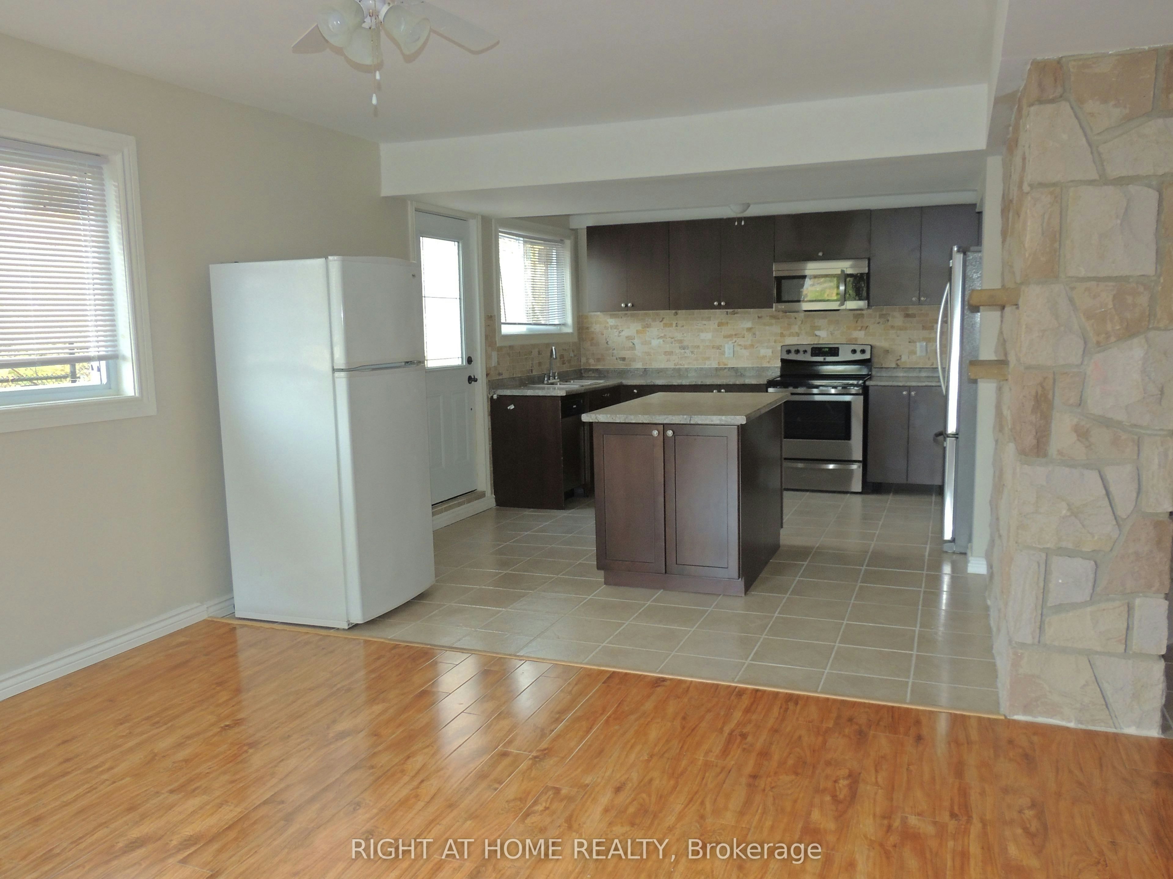 B-66 Bayview Drive, Barrie, ON, L4N 3N9 - 3