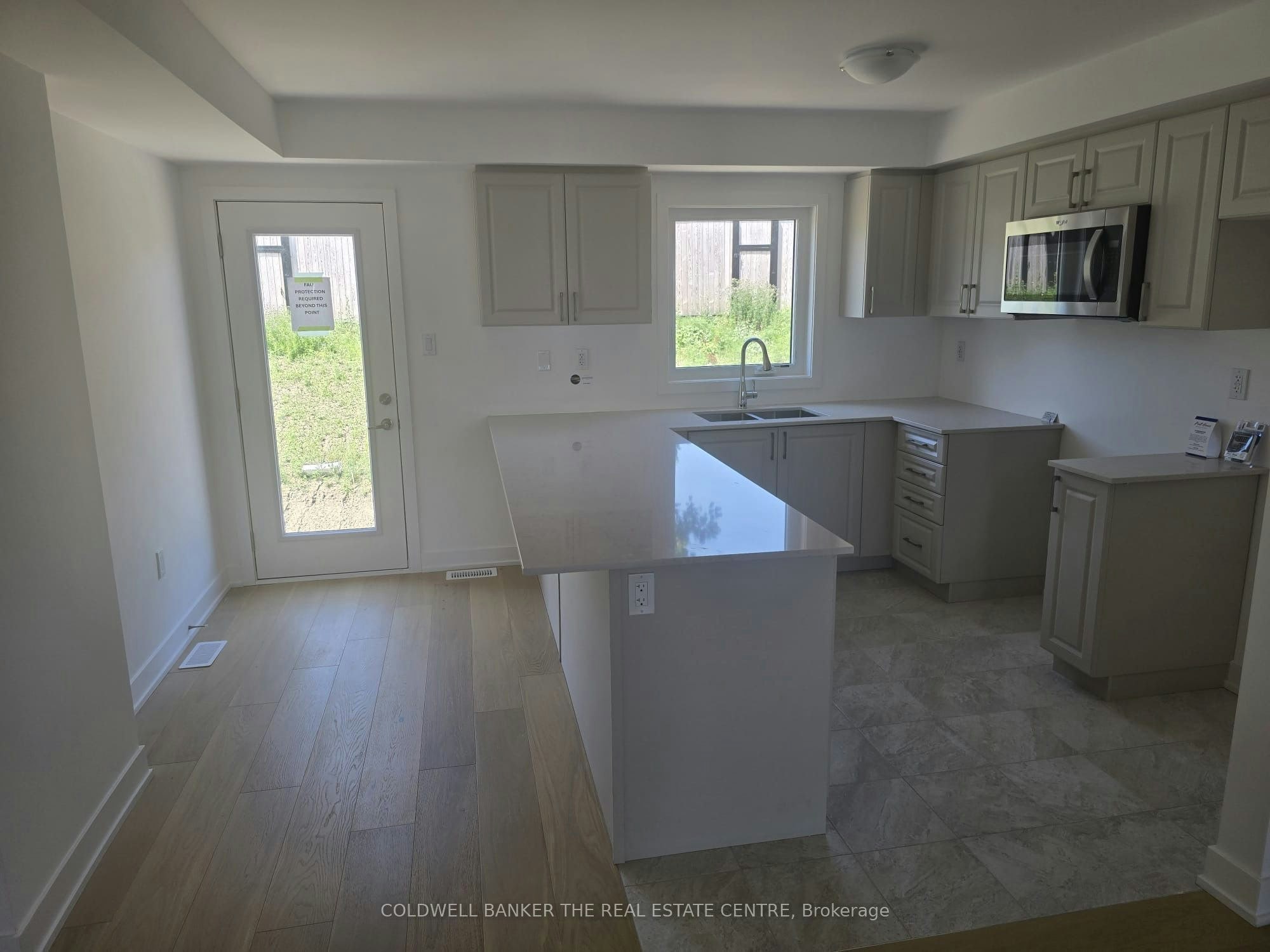 47 Flan Boulevard, Barrie, ON, L9J 0E1 - 5