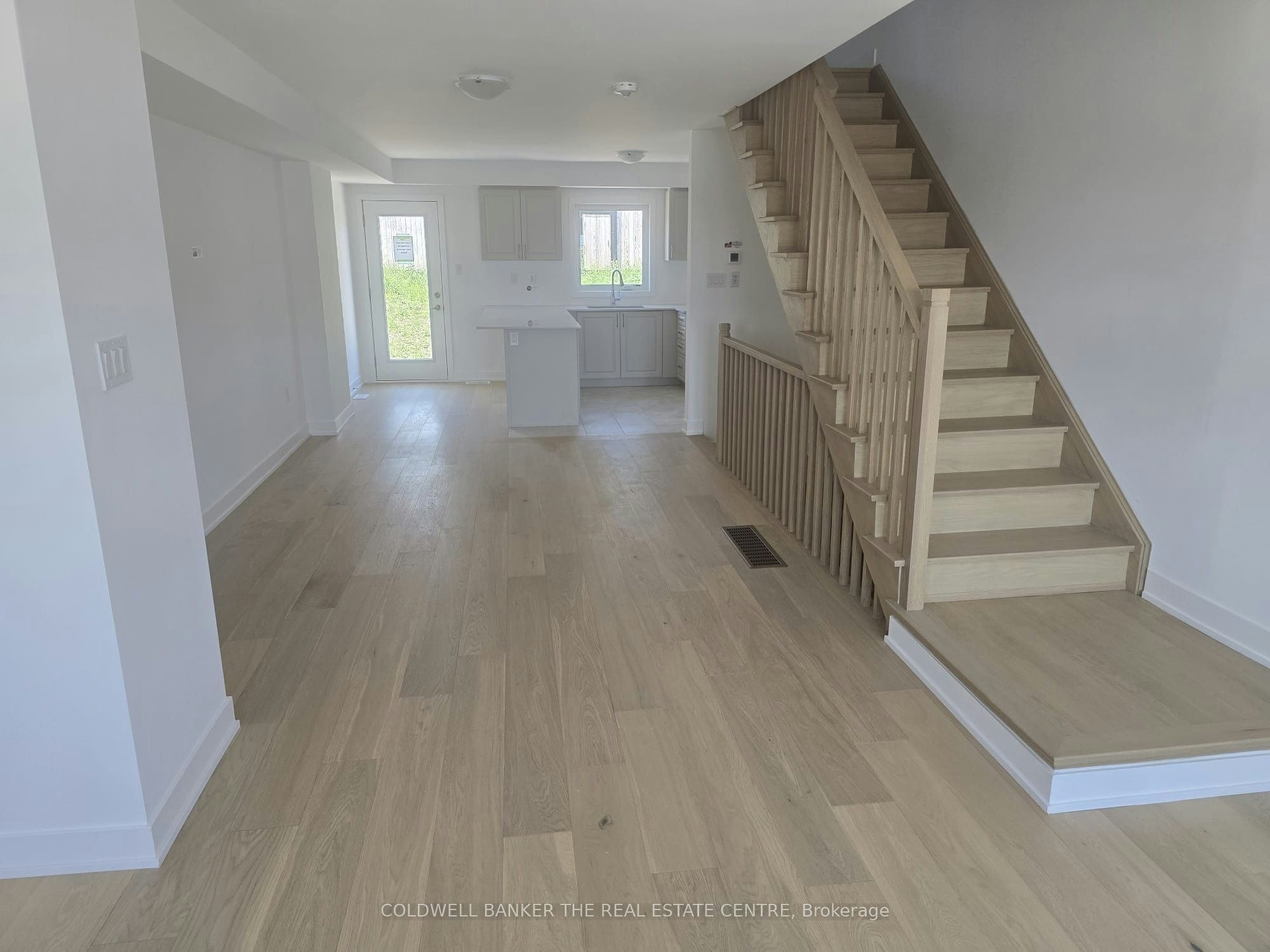 47 Flan Boulevard, Barrie, ON, L9J 0E1 - 4