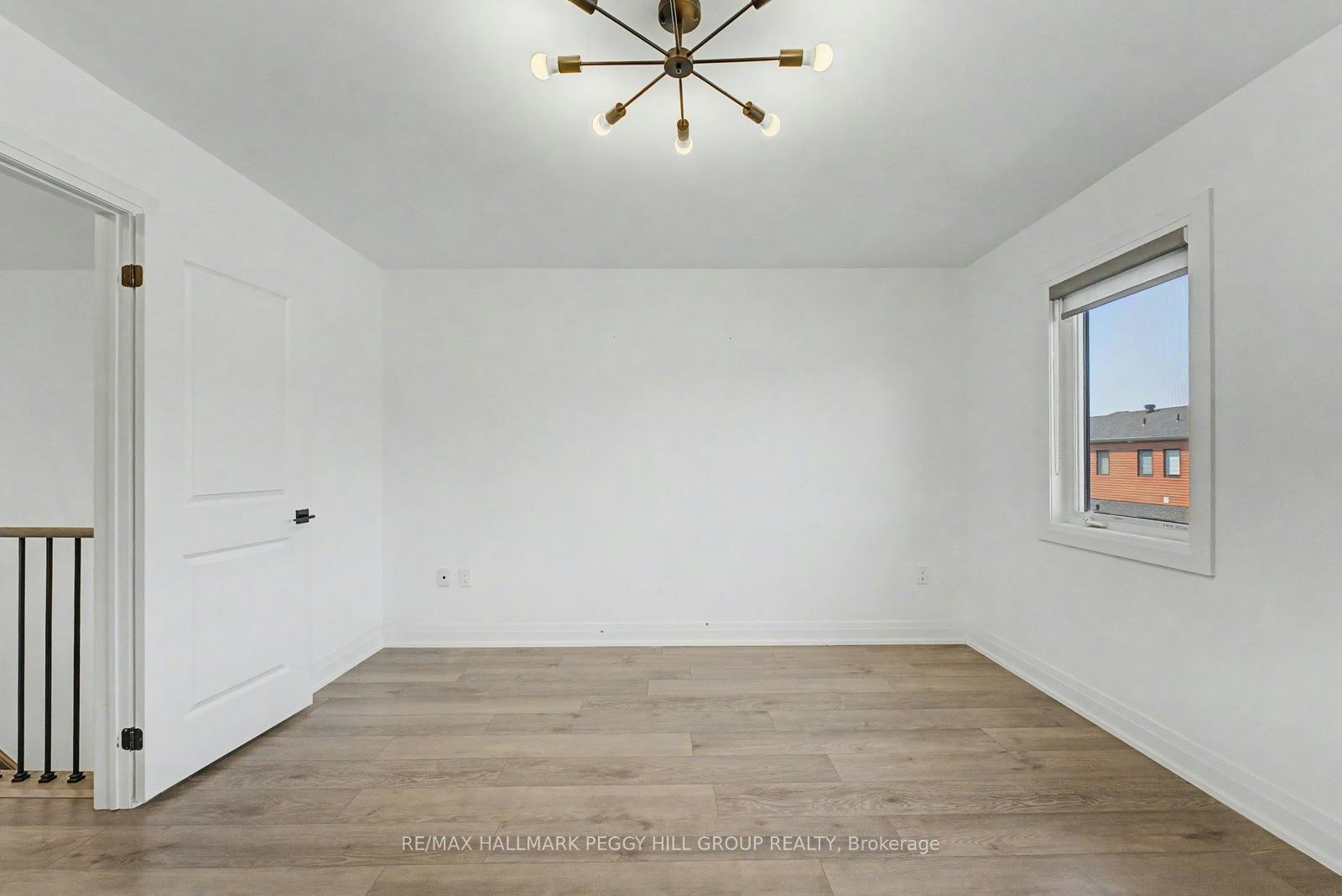60 Fairlane Avenue, Barrie, ON, L9J 0M9 - 4
