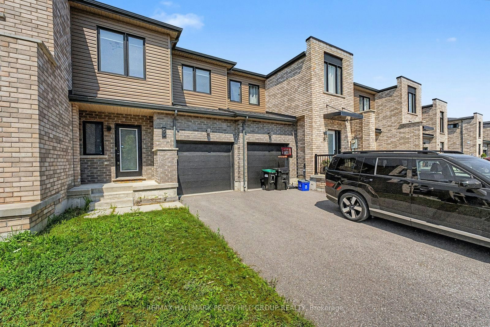 60 Fairlane Avenue, Barrie, ON, L9J 0M9