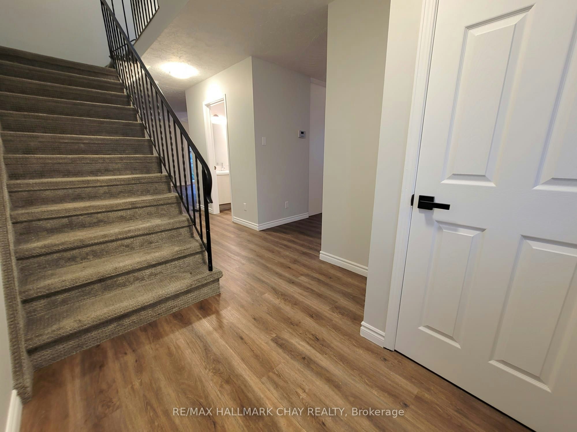 30 Orwell Crescent, Barrie, ON, L4N 6M6 - 11