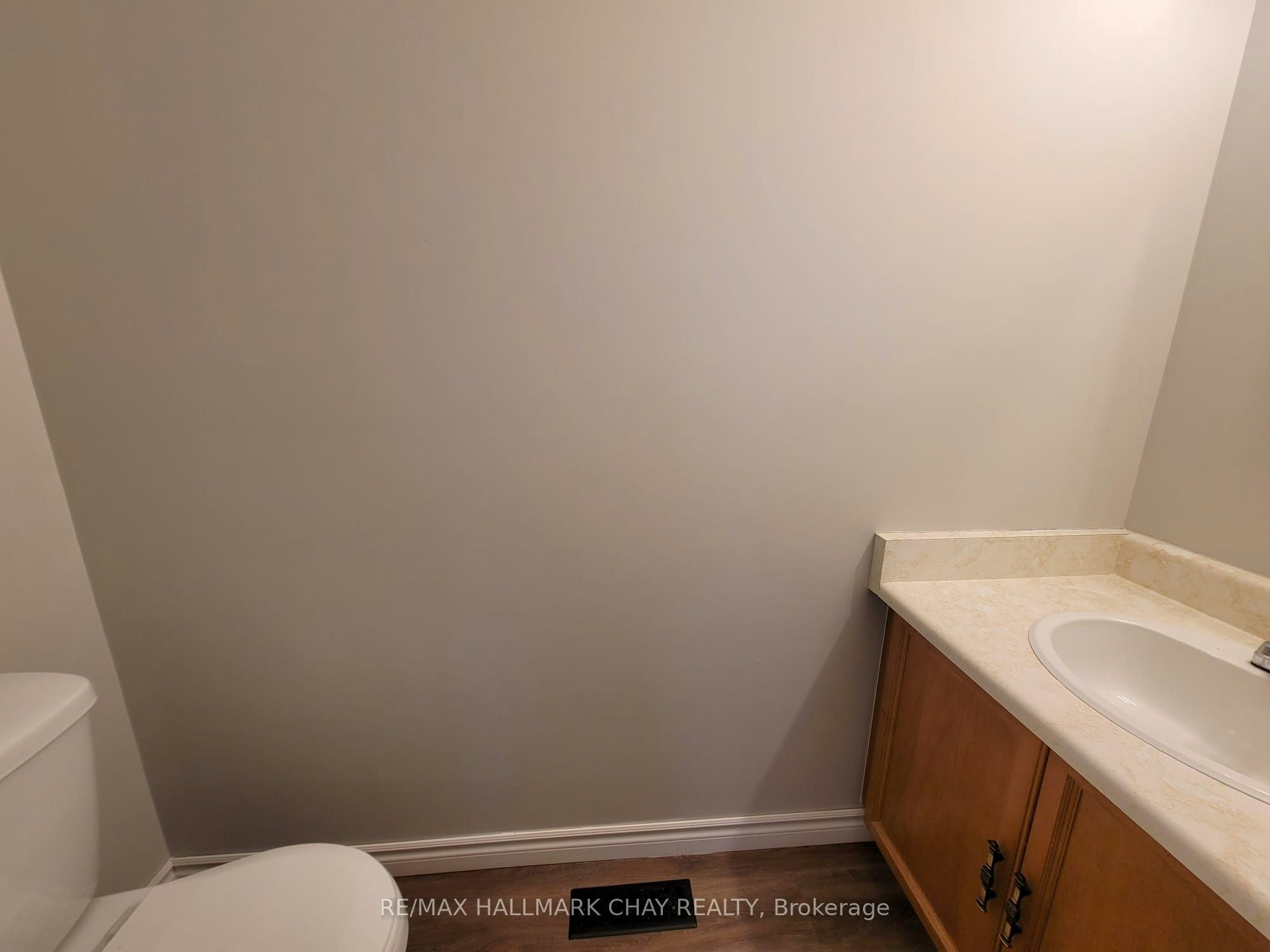 30 Orwell Crescent, Barrie, ON, L4N 6M6 - 7