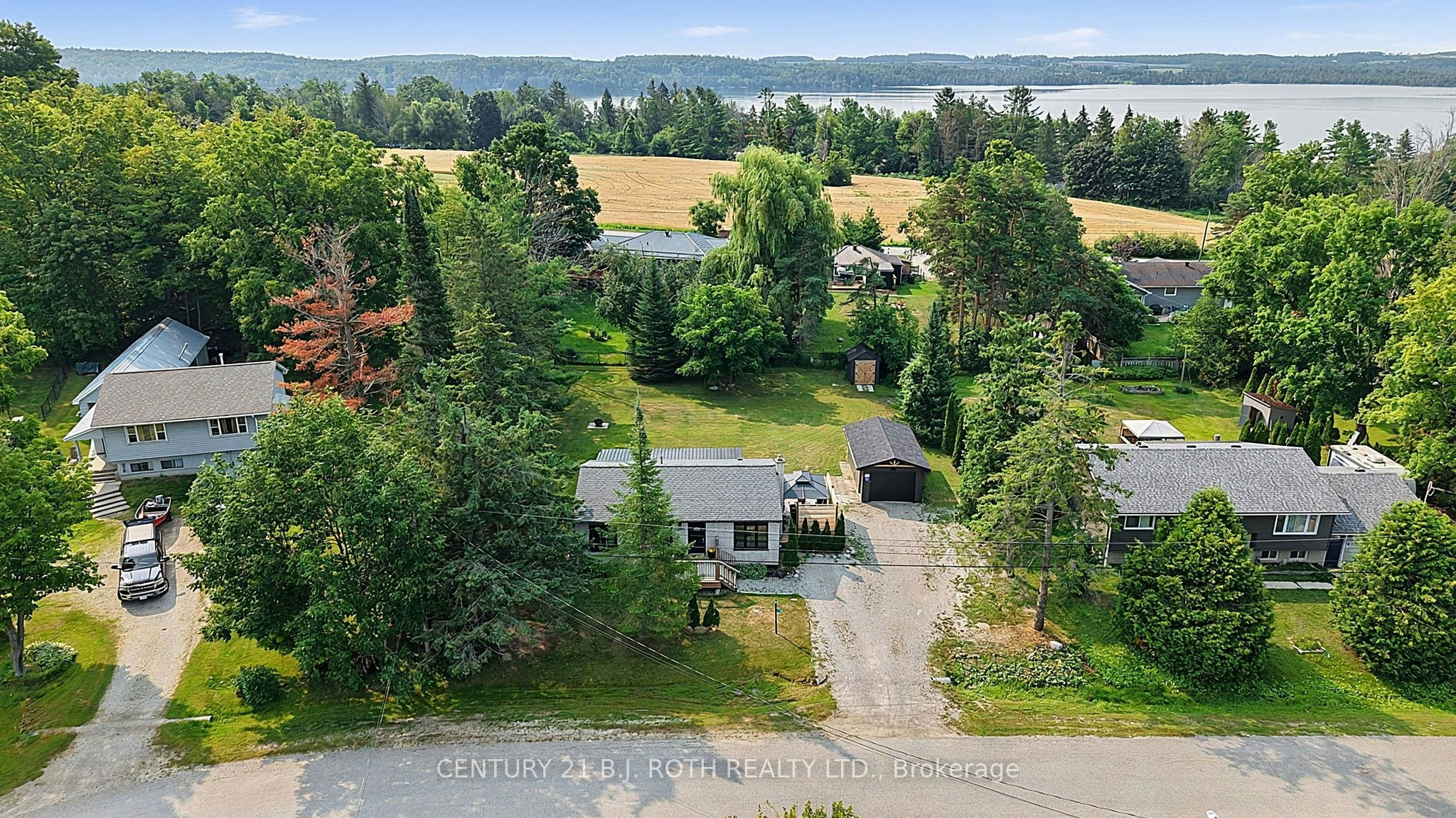 25 Glengrove Avenue
