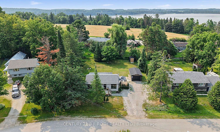 25 Glengrove Avenue