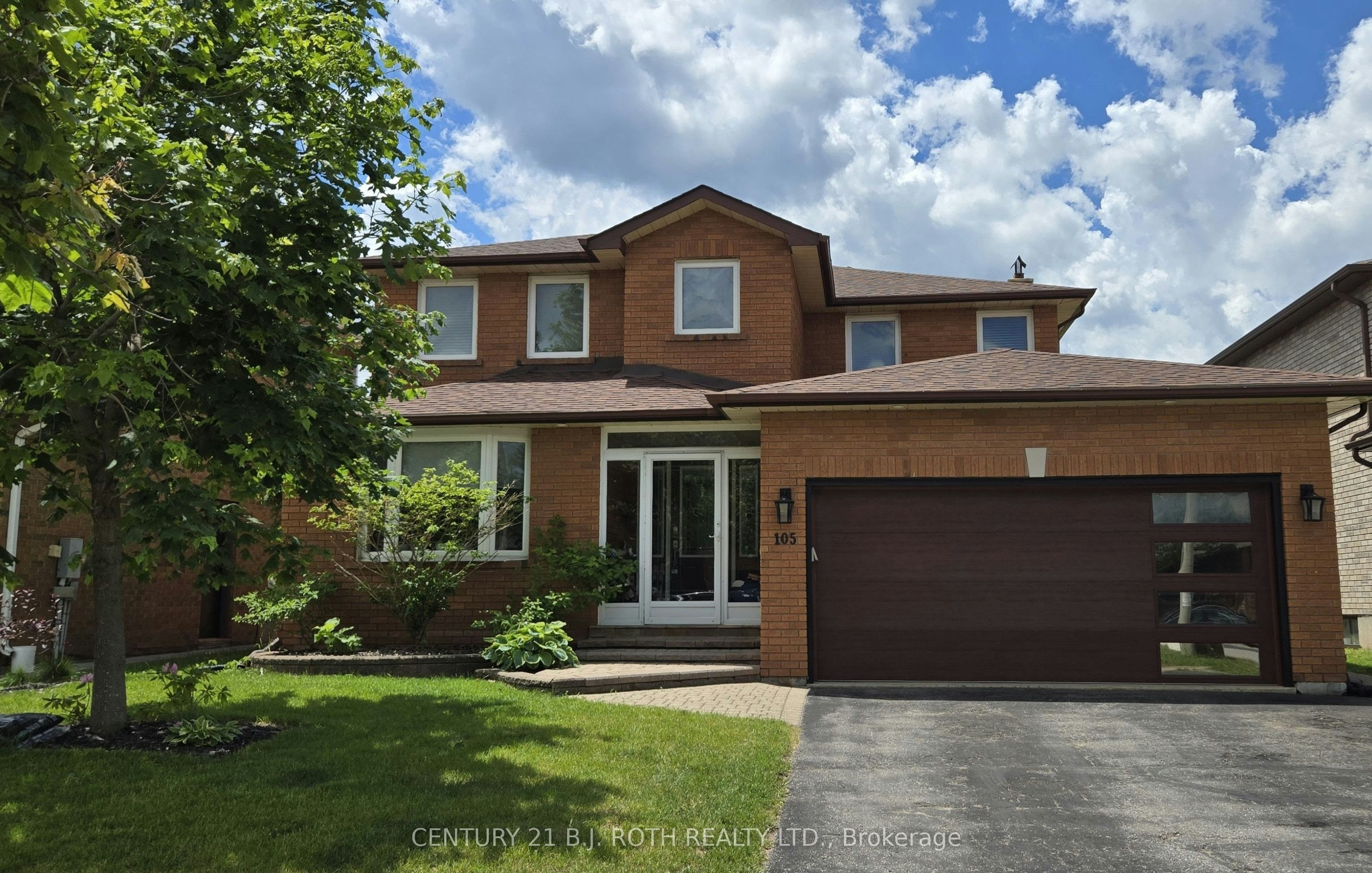 Bedroom #3-105 Chieftain Crescent, Barrie, ON, L4N 6J2