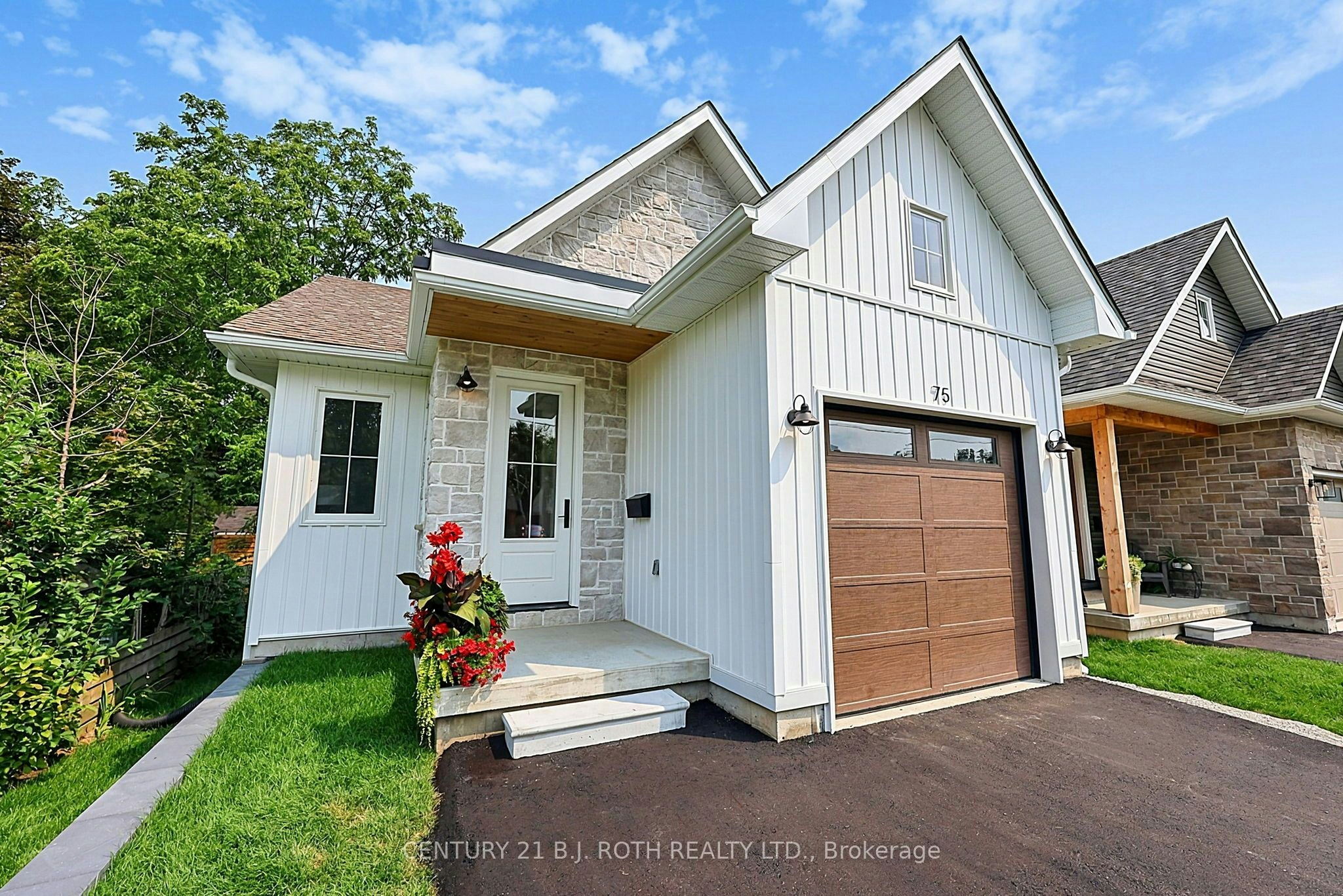 75 Vancouver Street, Barrie, ON, L4M 4M2
