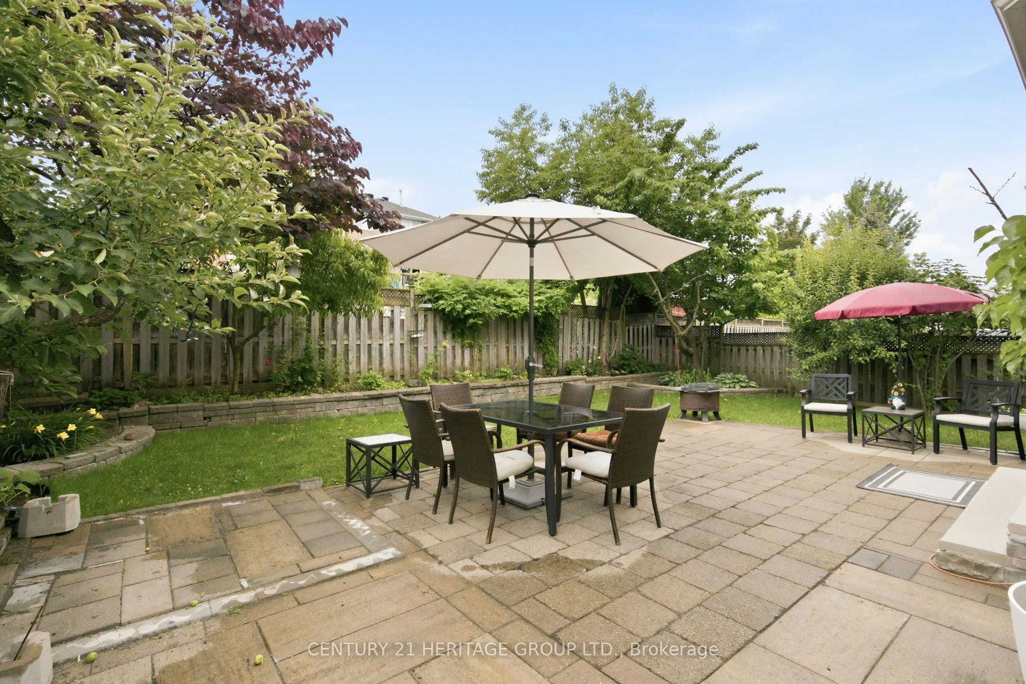 21 Silvercreek Crescent, Barrie, ON, L4N 0Z8