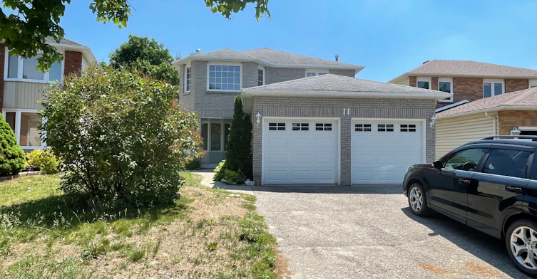 Main-11 Orwell Crescent, Barrie, ON, L4N 6N3