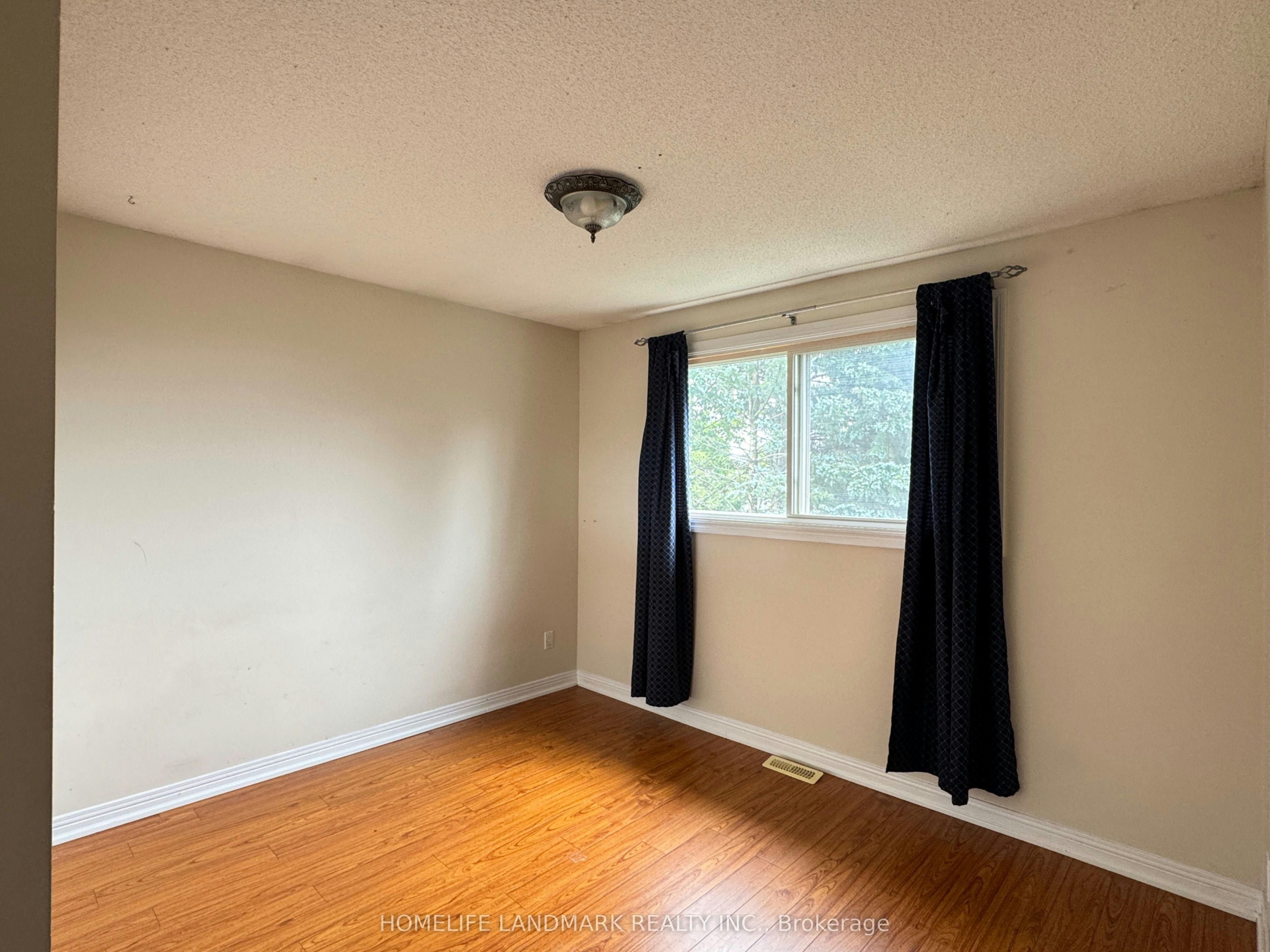 Main-11 Orwell Crescent, Barrie, ON, L4N 6N3 - 17