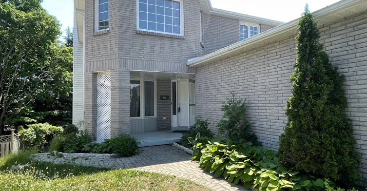 Main-11 Orwell Crescent, Barrie, ON, L4N 6N3 - 2