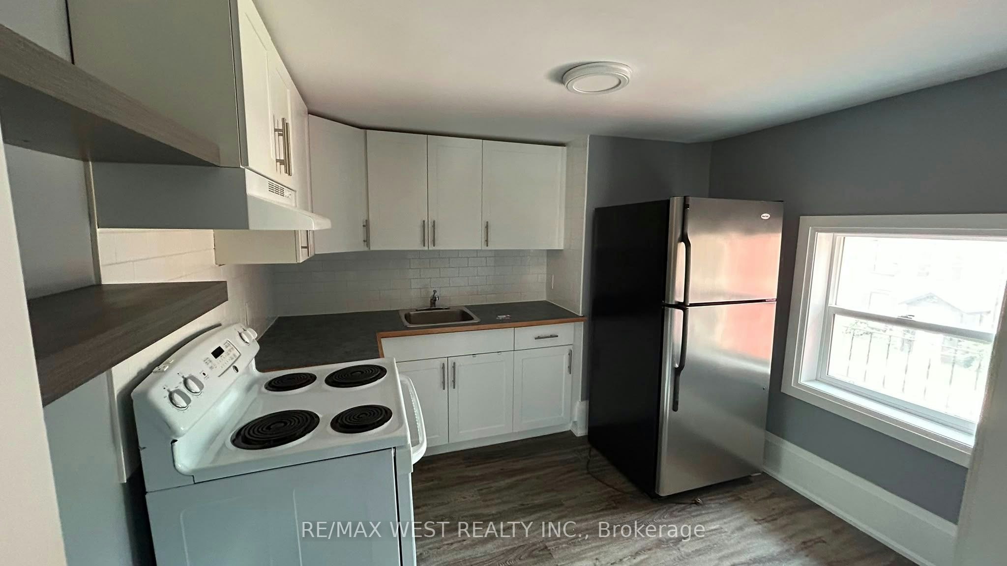 2-16 Albert Street N, Orillia, ON, L3V 5K1 - 3
