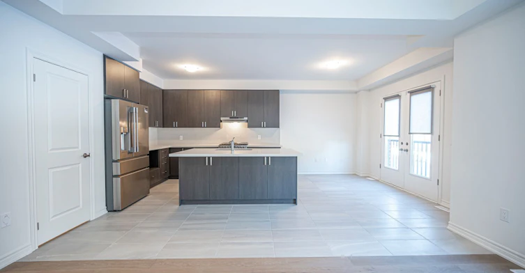 4 Sassafras Road, Springwater, ON, L9X 2C6 - 4
