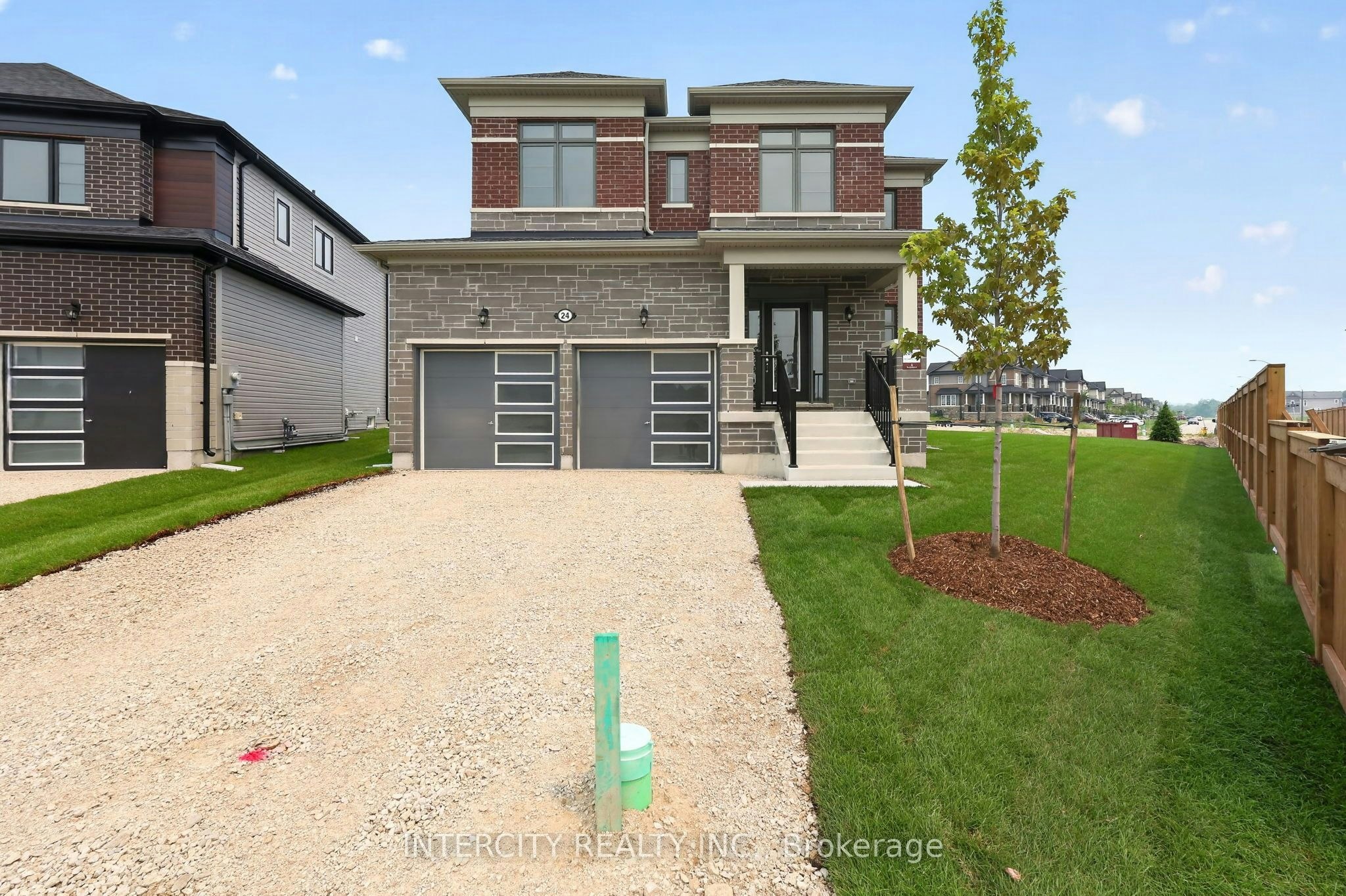 24 Legacy Circle, Wasaga Beach, ON, L9Z 0L8