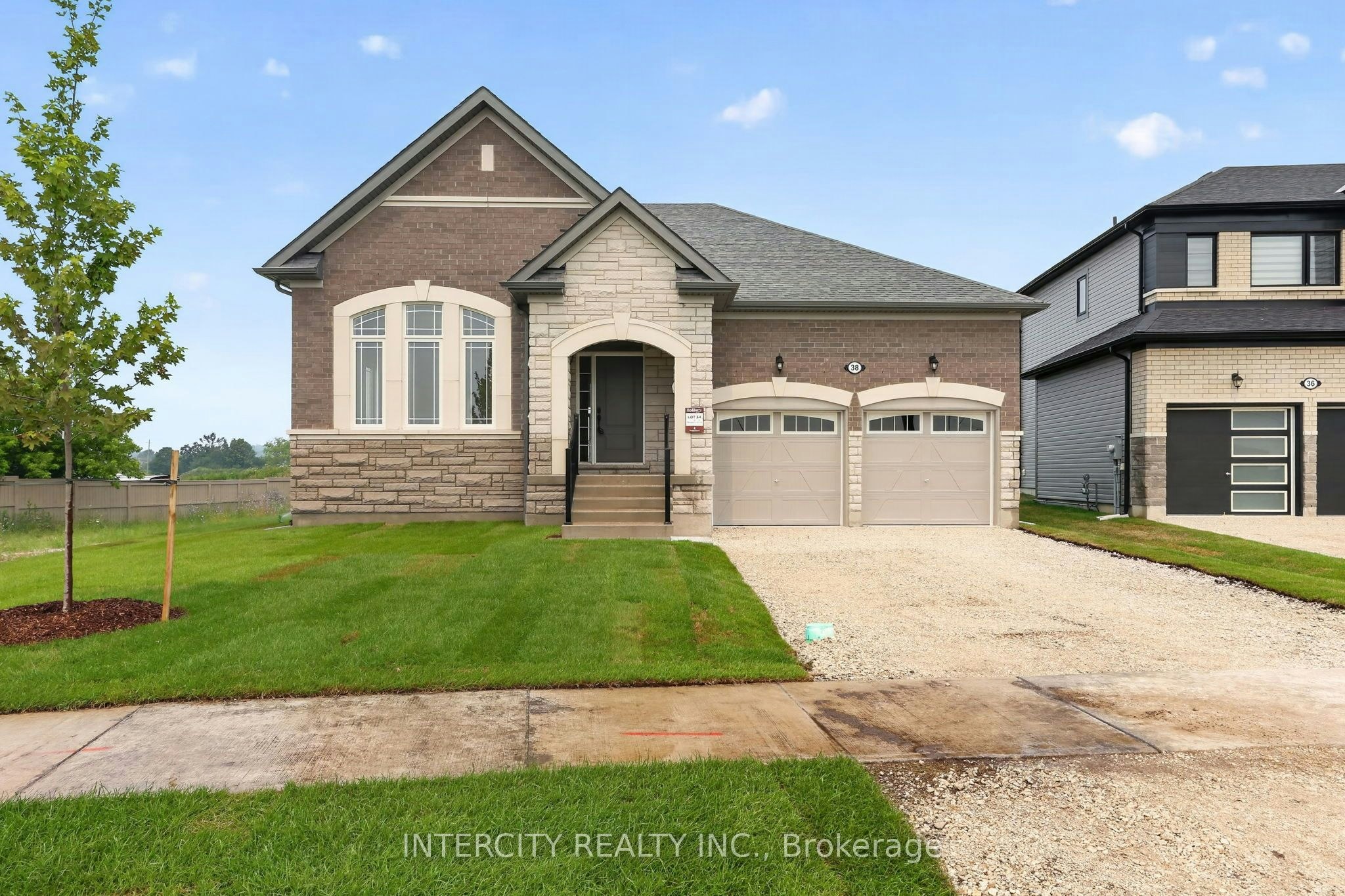 38 Legacy Circle, Wasaga Beach, ON, L9Z 0M5