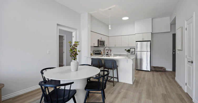 215-70 Dean Avenue, Barrie, ON, L4N 0C2 - 16