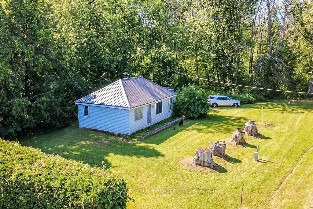 2450 Amigo Drive, Severn, ON, L3V 6H3
