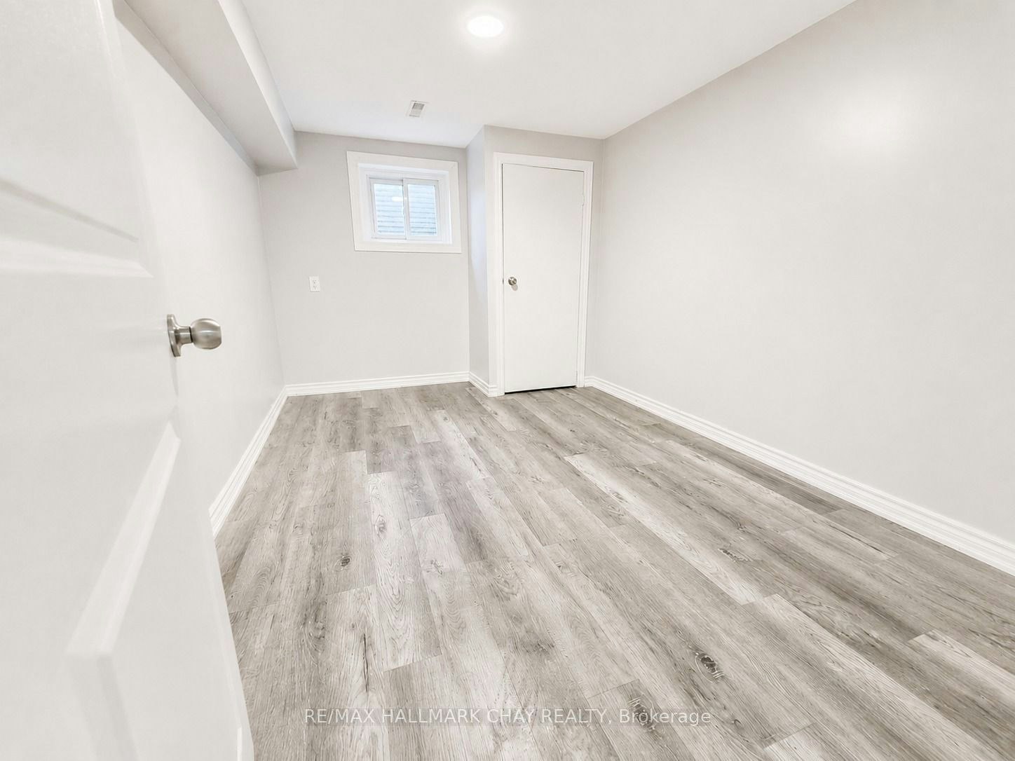 Lower-88 B Bernick Drive, Barrie, ON, L4M 2V6 - 8