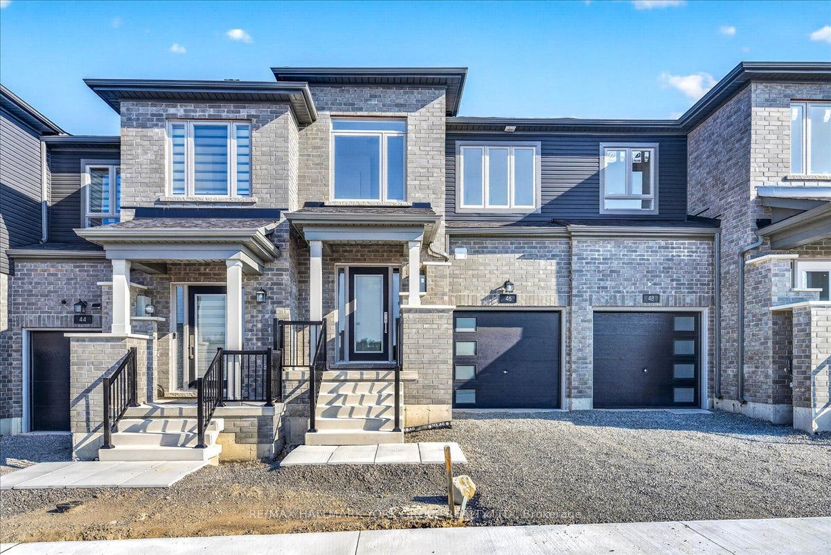 46 Mcaush Street, Barrie, ON, L9J 1C8