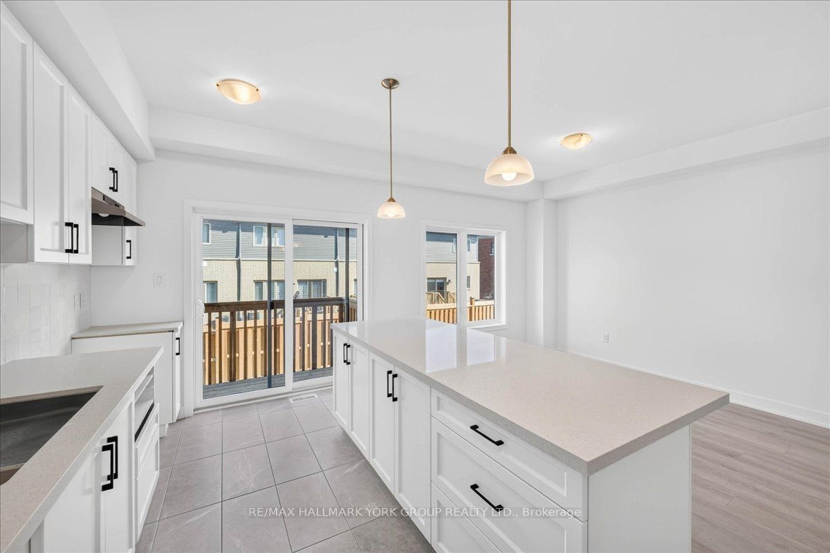46 Mcaush Street, Barrie, ON, L9J 1C8 - 8