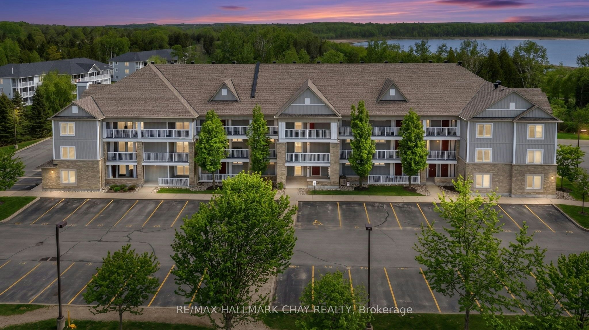 307-40 Mulligan Lane, Wasaga Beach, ON, L9Z 0C5