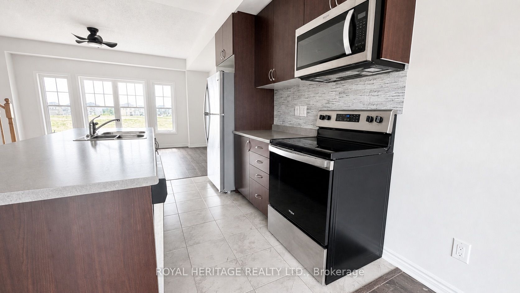 107 Sandhill Crane Drive, Wasaga Beach, ON, L9Z 0J6 - 9