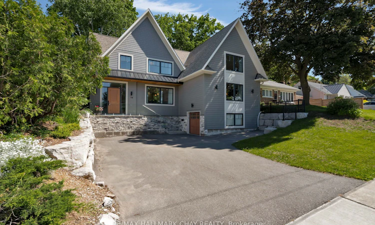 98 Shanty Bay Road