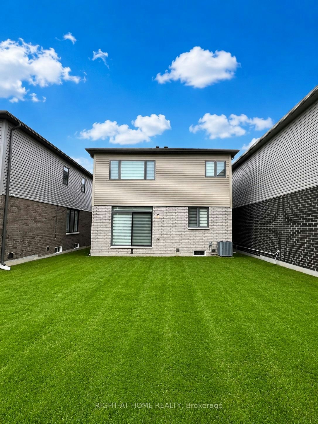 24 Tamworth Terrace W, Barrie, ON, L9J 0L5 - 17