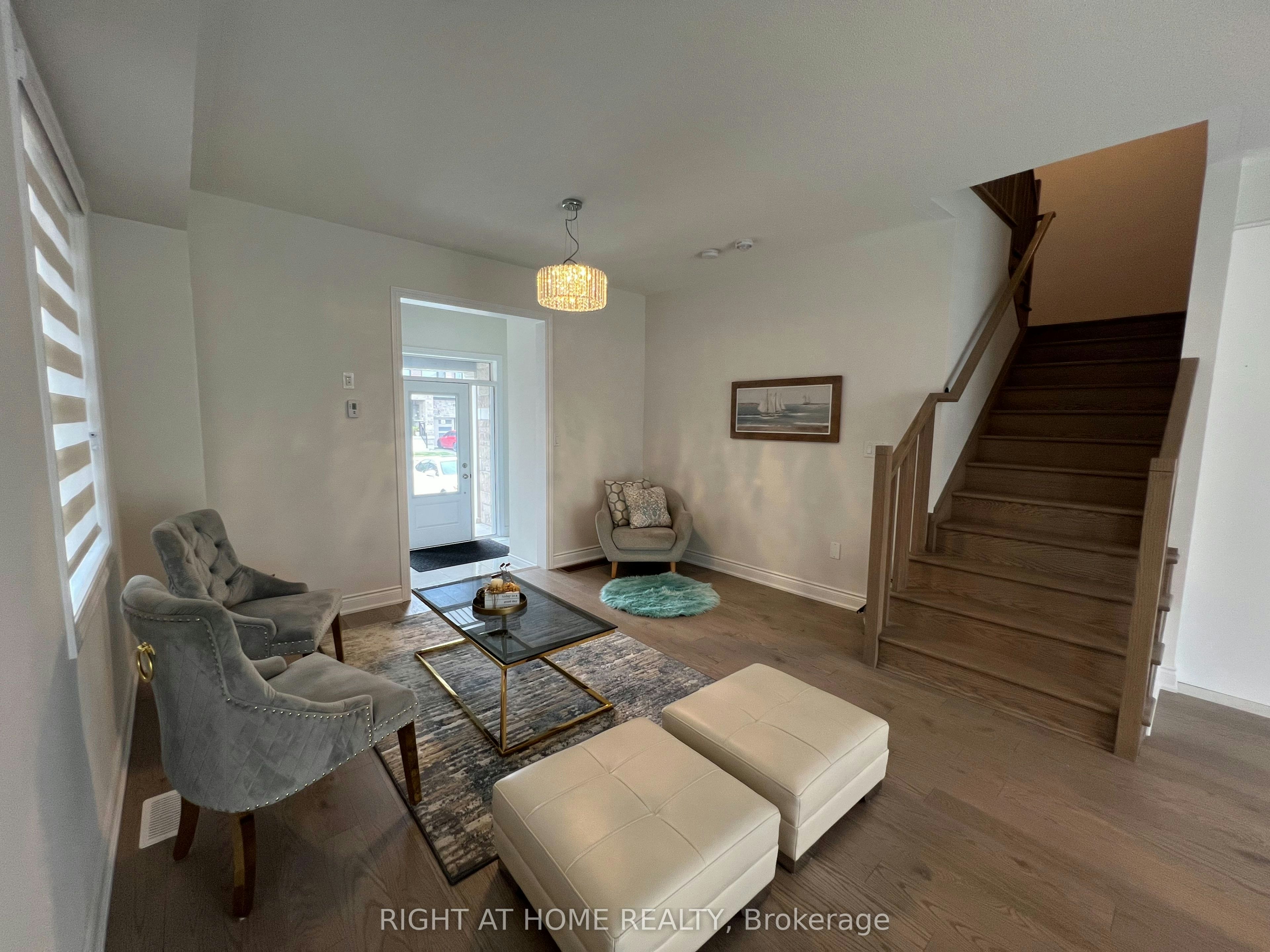 24 Tamworth Terrace W, Barrie, ON, L9J 0L5 - 3