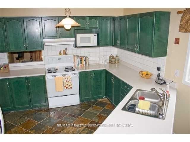 158 Taylor Drive, Barrie, ON, L4N 8L1 - 5