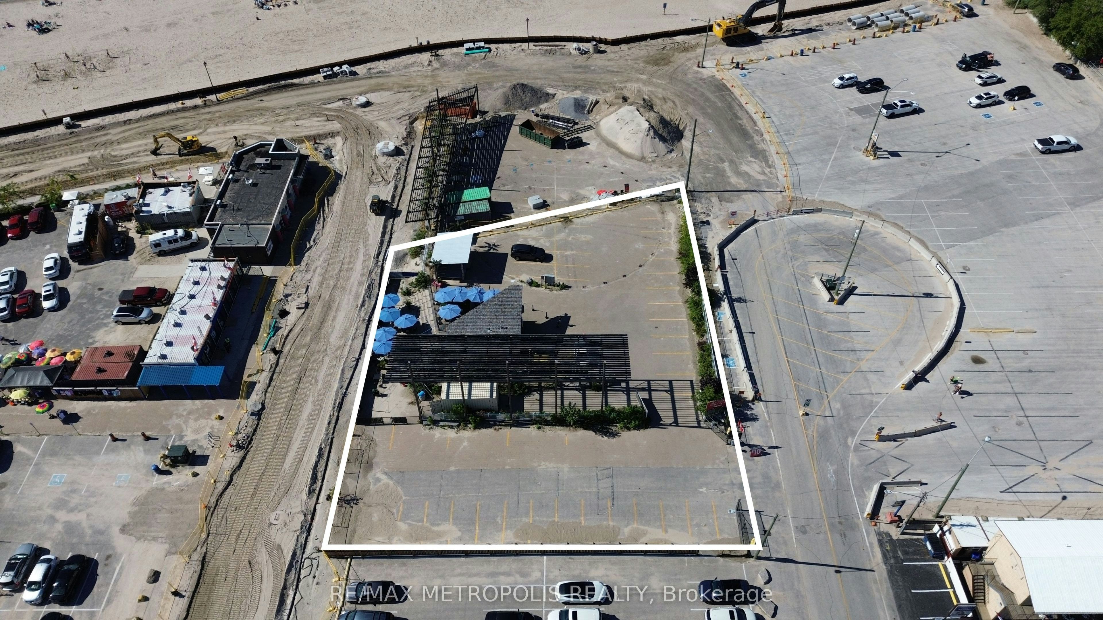 9 Main Street, Wasaga Beach, ON, L9Z 2K3