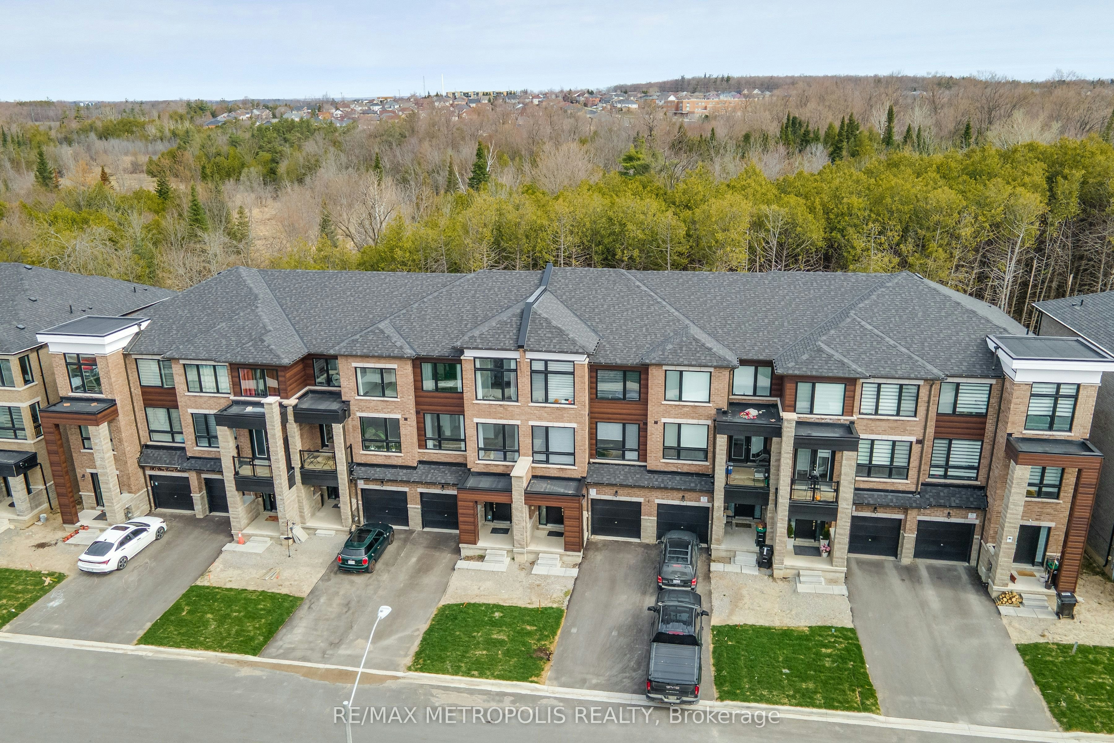 132 Blue Forest Crescent, Barrie, ON, L4M 7J6 - 3