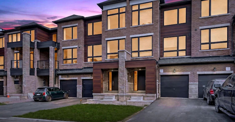 132 Blue Forest Crescent, Barrie, ON, L4M 7J6