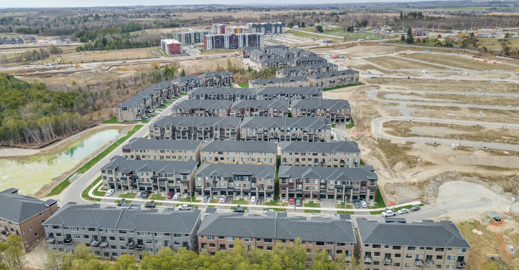 132 Blue Forest Crescent, Barrie, ON, L4M 7J6 - 25