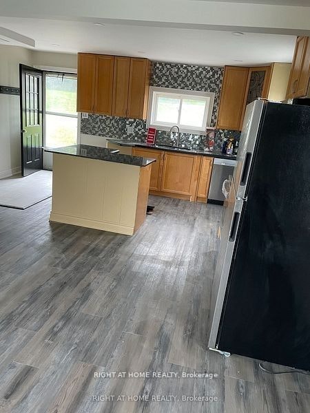 8162 Highway 12 W. Road, Severn, ON, L3V 6H2 - 3