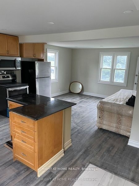 8162 Highway 12 W. Road, Severn, ON, L3V 6H2 - 4