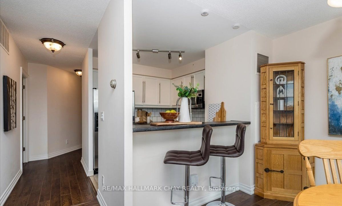 1202-140 Dunlop Street E, Barrie, ON, L4M 6H9 - 7